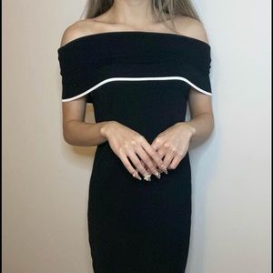 Wilfred Off The Shoulder Dress